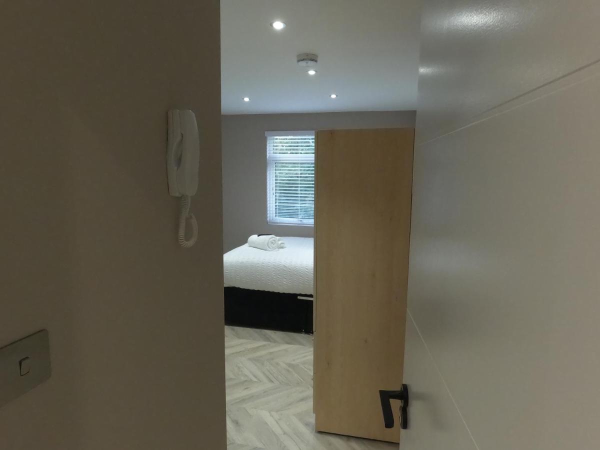 Lbt Property Ltd London Luaran gambar