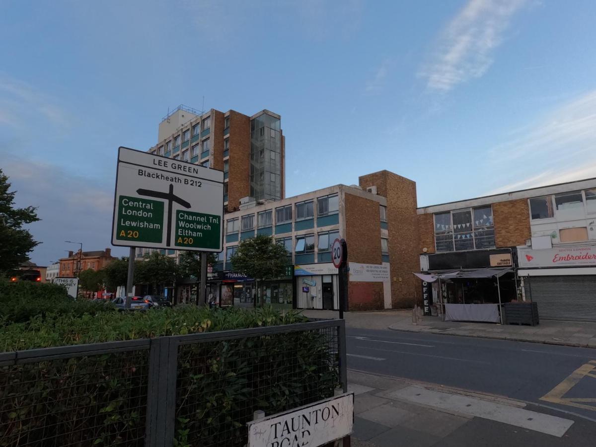 Lbt Property Ltd London Luaran gambar
