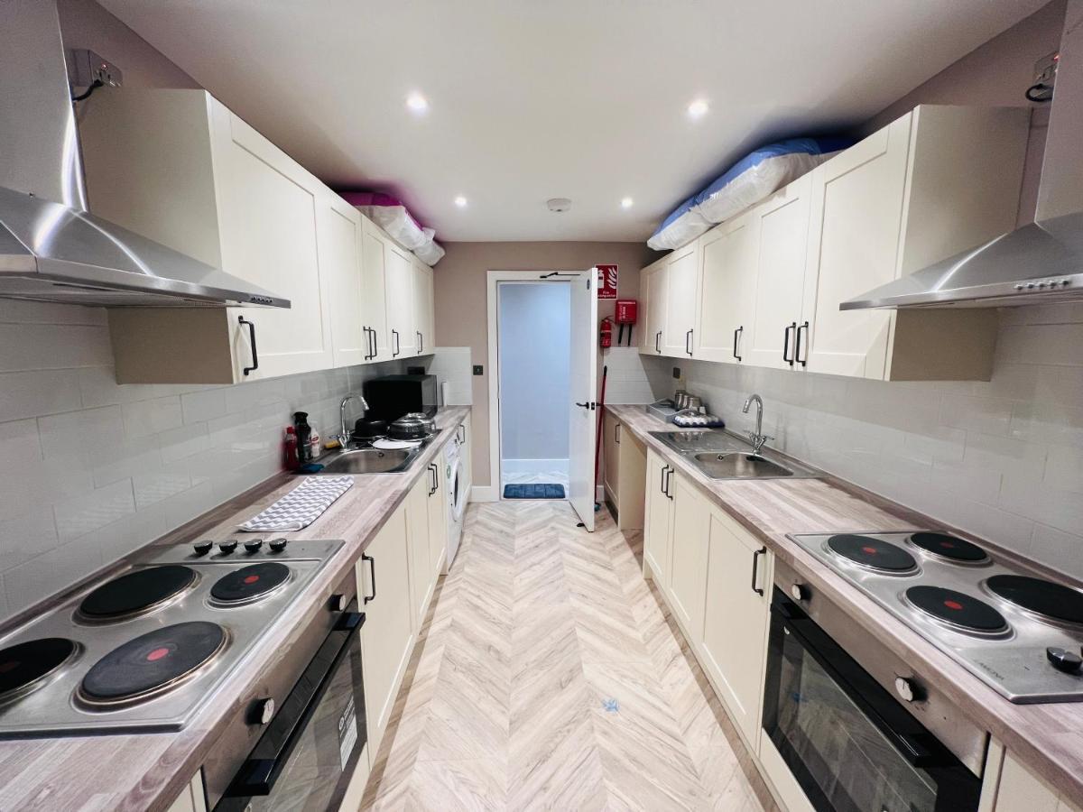 Lbt Property Ltd London Luaran gambar